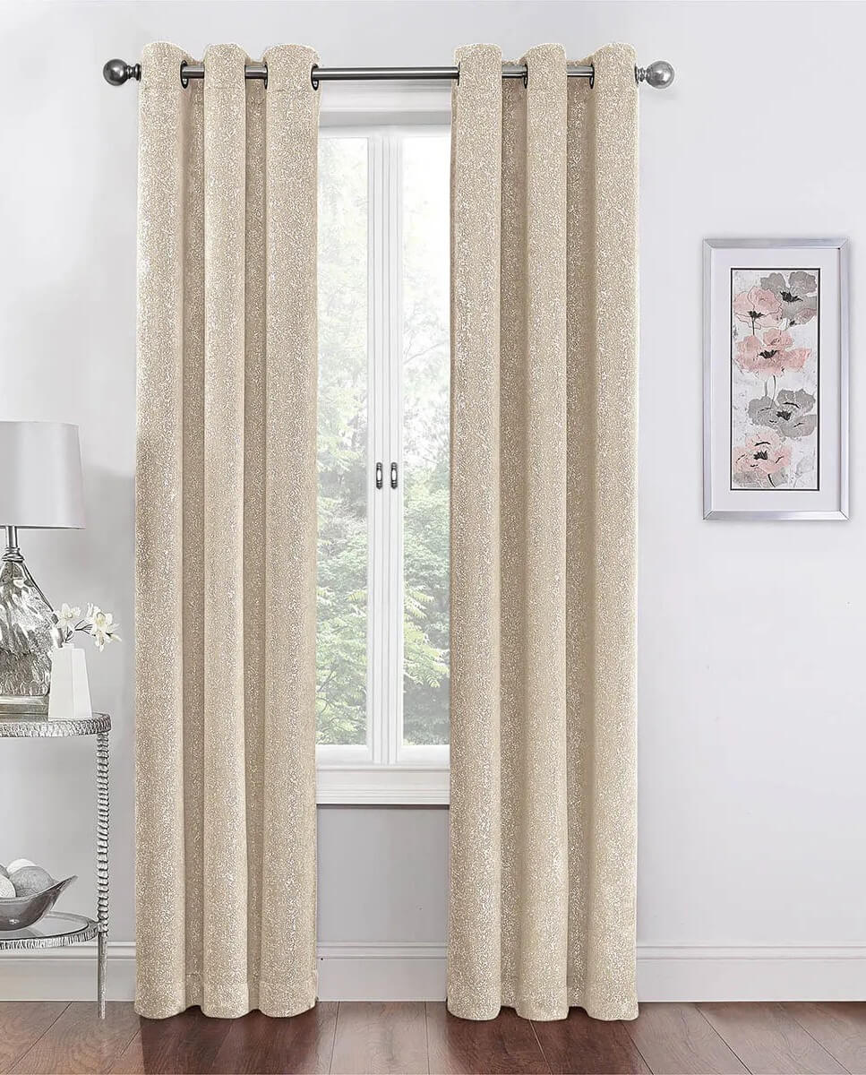 Blackout curtain hook tap system